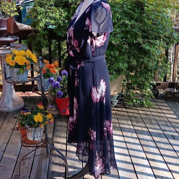 NWT DKNY Sheer Dark Floral Dress - Picture 6 of 16